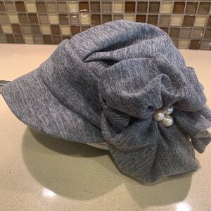 Newsboy Cap with Flower and Pearl Accent